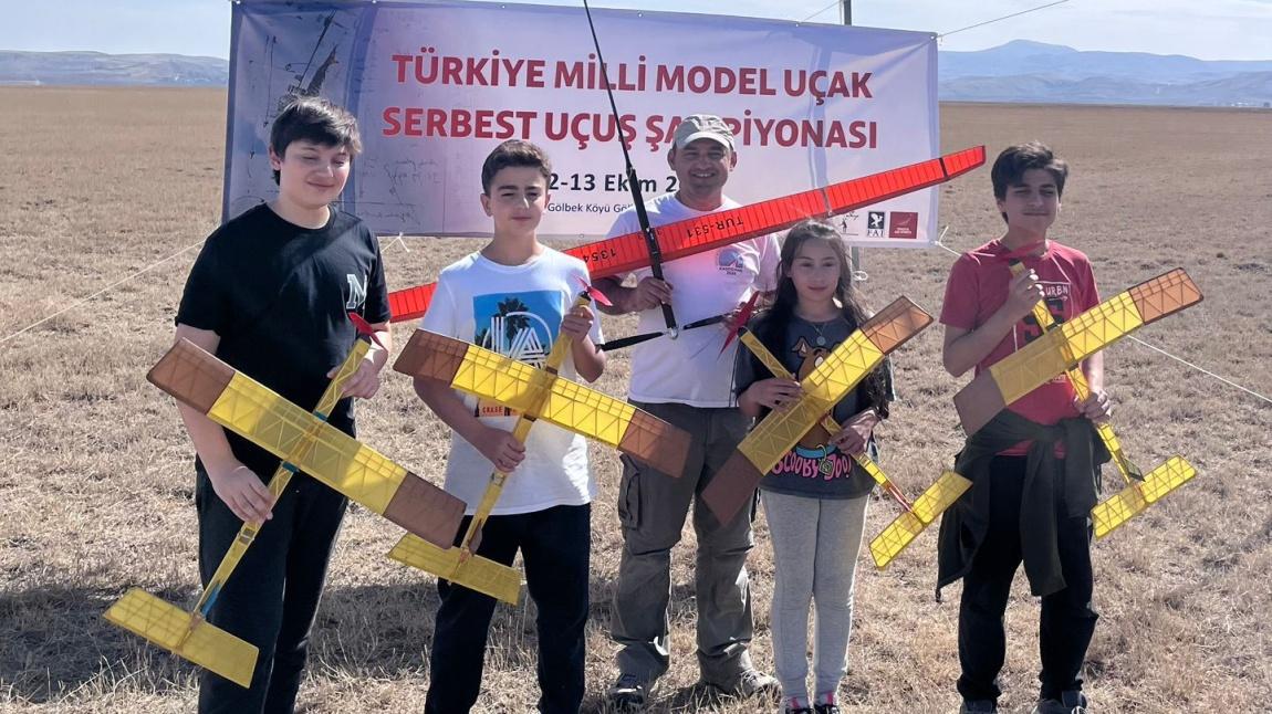 Model Uçakta Türkiye Şampiyonuyuz